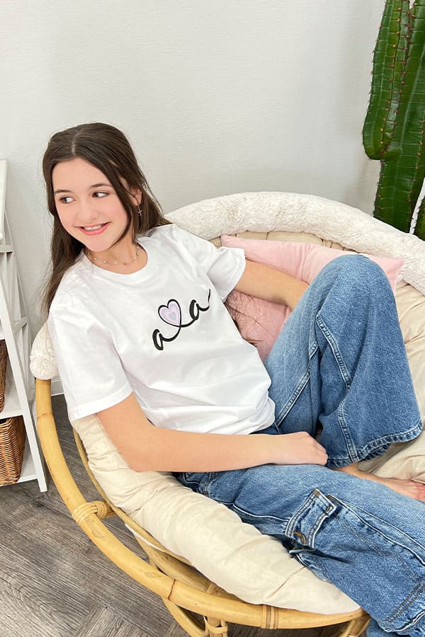 AVA LOVES YOU T-SHIRT LIGHT