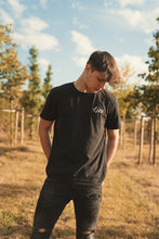 Lade das Bild in den Galerie-Viewer, Lies T-Shirt
